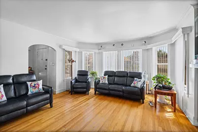 5224 W Oakdale Avenue, Chicago, IL 60641 - Photo 4