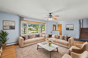 7662 Enfield Ave, Morton Grove, IL 60053 - Photo 2