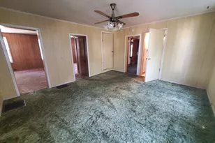 906 3rd Ave, Sterling, IL 61081 - Photo 6