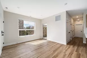 3992 S Lake Park Ave, Chicago, IL 60653 - Photo 10