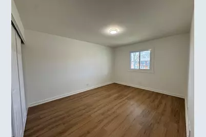 633 Dulles Road #B, Des Plaines, IL 60016 - Photo 10