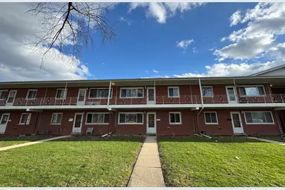 633 Dulles Road #B, Des Plaines, IL 60016 - Photo 1