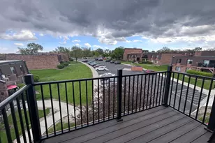 705 Tipperary Ct, Schaumburg, IL 60193 - Photo 12
