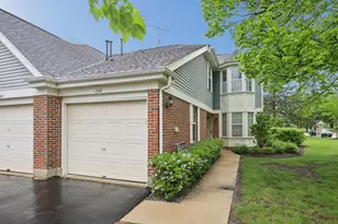 1242 S Wellington Ct, Buffalo Grove, IL 60089 - Photo 2