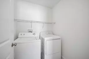249 Judy Ln, Cortland, IL 60112 - Photo 10