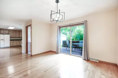 511 W Palatine Road, Palatine, IL 60067 - Photo 8
