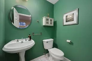 1811 N Rockwell St, Chicago, IL 60647 - Photo 24