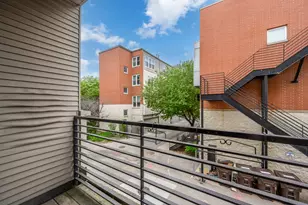 1811 N Rockwell St, Chicago, IL 60647 - Photo 12