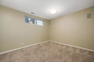 1811 N Rockwell St, Chicago, IL 60647 - Photo 22