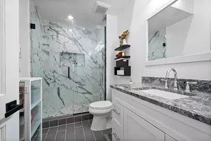 110 N Peoria St, Chicago, IL 60607 - Photo 10