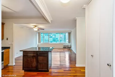 211 E Ohio Street #1914, Chicago, IL 60611 - Photo 2