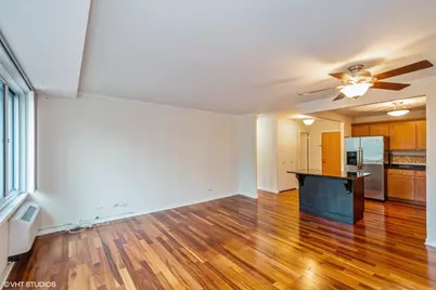 211 E Ohio Street #1914, Chicago, IL 60611 - Photo 4