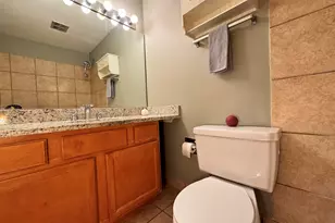 5900 Oakwood Dr, Lisle, IL 60532 - Photo 16