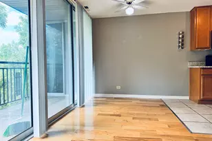 5900 Oakwood Dr, Lisle, IL 60532 - Photo 12