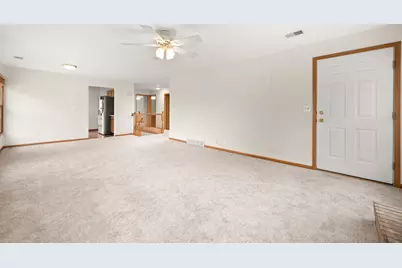 183 McLaren Drive N #183, Sycamore, IL 60178 - Photo 6
