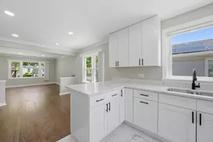 13116 S Ave O Ave, Chicago, IL 60633 - Photo 2