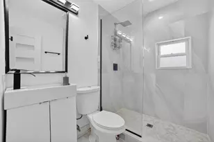 135 N 16th Ave, Melrose Park, IL 60160 - Photo 6