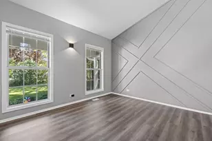 621 Cutter Ln, Elk Grove Village, IL 60007 - Photo 16