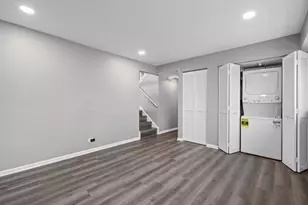 621 Cutter Ln, Elk Grove Village, IL 60007 - Photo 18