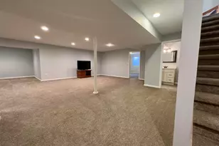 801 Ann Marie Dr, Utica, IL 61373 - Photo 18