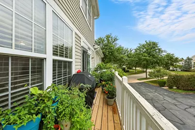 1270 Georgetown Way, Vernon Hills, IL 60061 - Photo 6