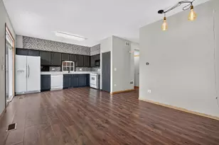 1313 Burns Ln, Minooka, IL 60447 - Photo 10