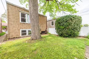 2323 Highland Ave, Berwyn, IL 60402 - Photo 14