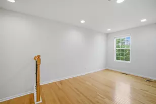 3129 Coral Ln, Glenview, IL 60026 - Photo 12