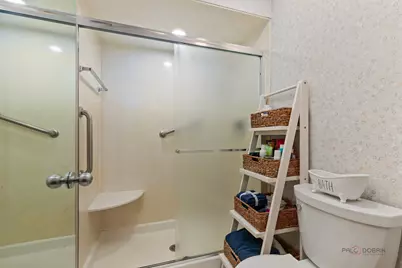 1000 Deerfield Road #303, Highland Park, IL 60035 - Photo 16