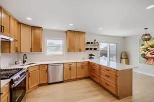 445 E Fullerton Ave, Addison, IL 60101 - Photo 10