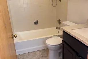 8316 High Point Cir, Darien, IL 60561 - Photo 40