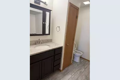 8316 Highpoint Circle #E, Darien, IL 60561 - Photo 18