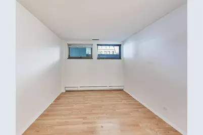 201 E Chestnut Street #1A, Chicago, IL 60611 - Photo 12