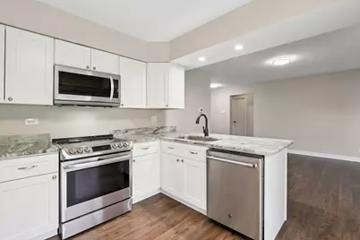 938 Chase Court, Gurnee, IL 60031 - Photo 4