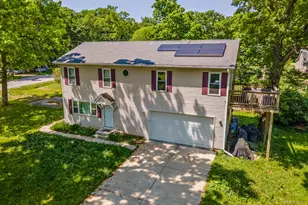 3109 Park Dr, Wonder Lake, IL 60097 - Photo 1
