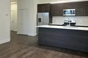 1537 N Orleans Ave, Chicago, IL 60610 - Photo 4