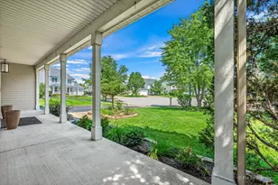 2862 Stockberry Ln, West Chicago, IL 60185 - Photo 2