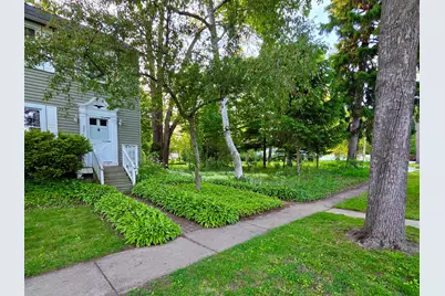 552 Highland Avenue, West Chicago, IL 60185 - Photo 2