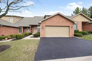 205 Faith Ct, Bloomingdale, IL 60108 - Photo 1