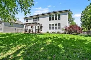 517 Meadowwood Ln, Oswego, IL 60543 - Photo 42