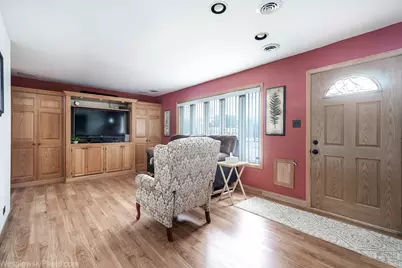 116 E North Avenue, Northlake, IL 60164 - Photo 2