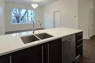 1537 N Orleans Ave, Chicago, IL 60610 - Photo 4