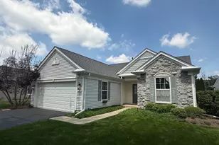 13462 Dearborn Trail, Huntley, IL 60142 - Photo 2