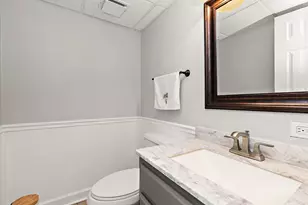 228 Hickory Ln, Lake Barrington, IL 60010 - Photo 26