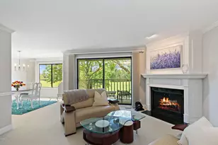228 Hickory Ln, Lake Barrington, IL 60010 - Photo 6