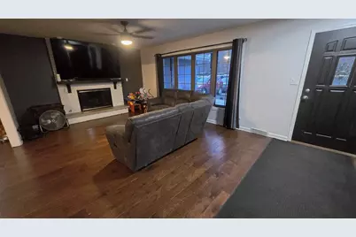 2900 E Spruce Drive, Crete, IL 60417 - Photo 2