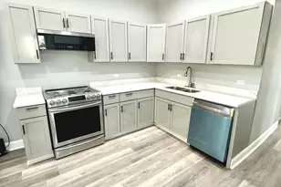 2720 W Harrison St, Chicago, IL 60612 - Photo 10