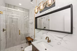 3918 S King Dr, Chicago, IL 60653 - Photo 18