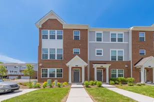 920 Jenkins Ct, Wheeling, IL 60090 - Photo 1