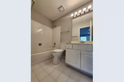 2753 S Cedar Glen Drive, Arlington Heights, IL 60005 - Photo 10